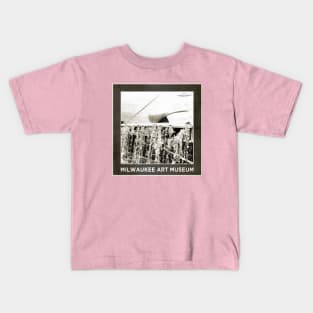 Milwaukee Art Museum Calatrava • MKE WI Kids T-Shirt